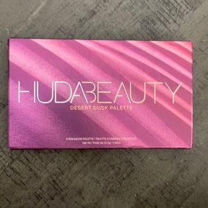 Huda Beauty Desert Dusk Palette